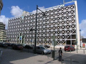 IADE Totovola Building, (Lisboa, 1973-1984). Tomás Taveira