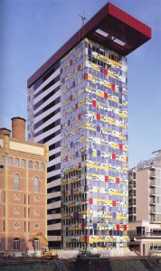 Edificio Colorium, William Alsop, Dusseldorf (Alemania), 2001.