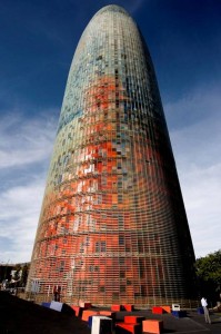 Torre Agbar. Jean Nouvel, Barcelona (España), 1999-2005