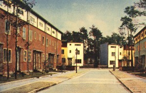 Siedlungen Onkel Tom’s Hutte, casas en hilera Argentinische Elleé, B. Taut, Zehlendorf (Alemania), 1926-1931 