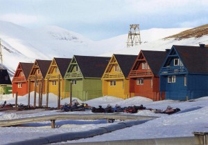 Paisajes de Longyearbyen y propuesta cromática. Grete Smedal, Océano Glacial Ártico, Noruega, 1981. 