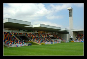 Estadio de Lasesarre, Baracaldo Sondika, Eduardo Arroyo (Nomad Arquitectos),  Vizcaya (España), 2001.