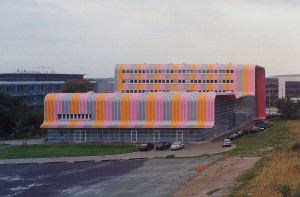 Experimental Factory, Sauerbruch & Hutton, Magdeburgo (Alemania), 1998 2001.